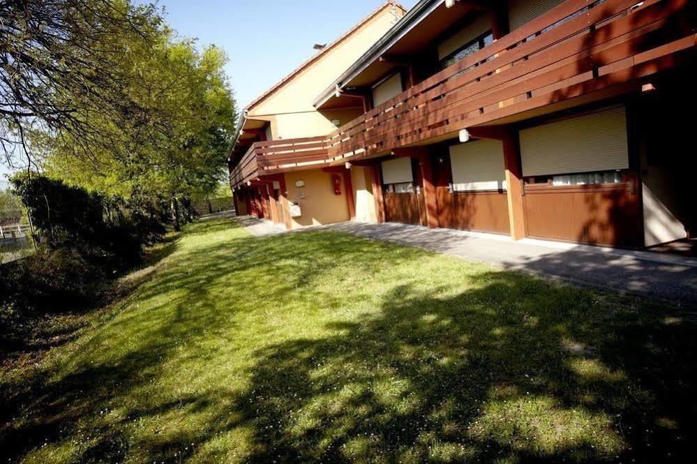 Kyriad Fontenay - Tresigny Exterior photo